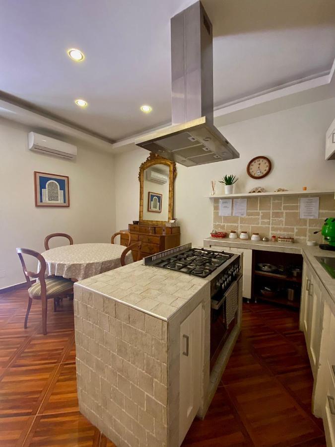Trinita Degli Spagnoli House