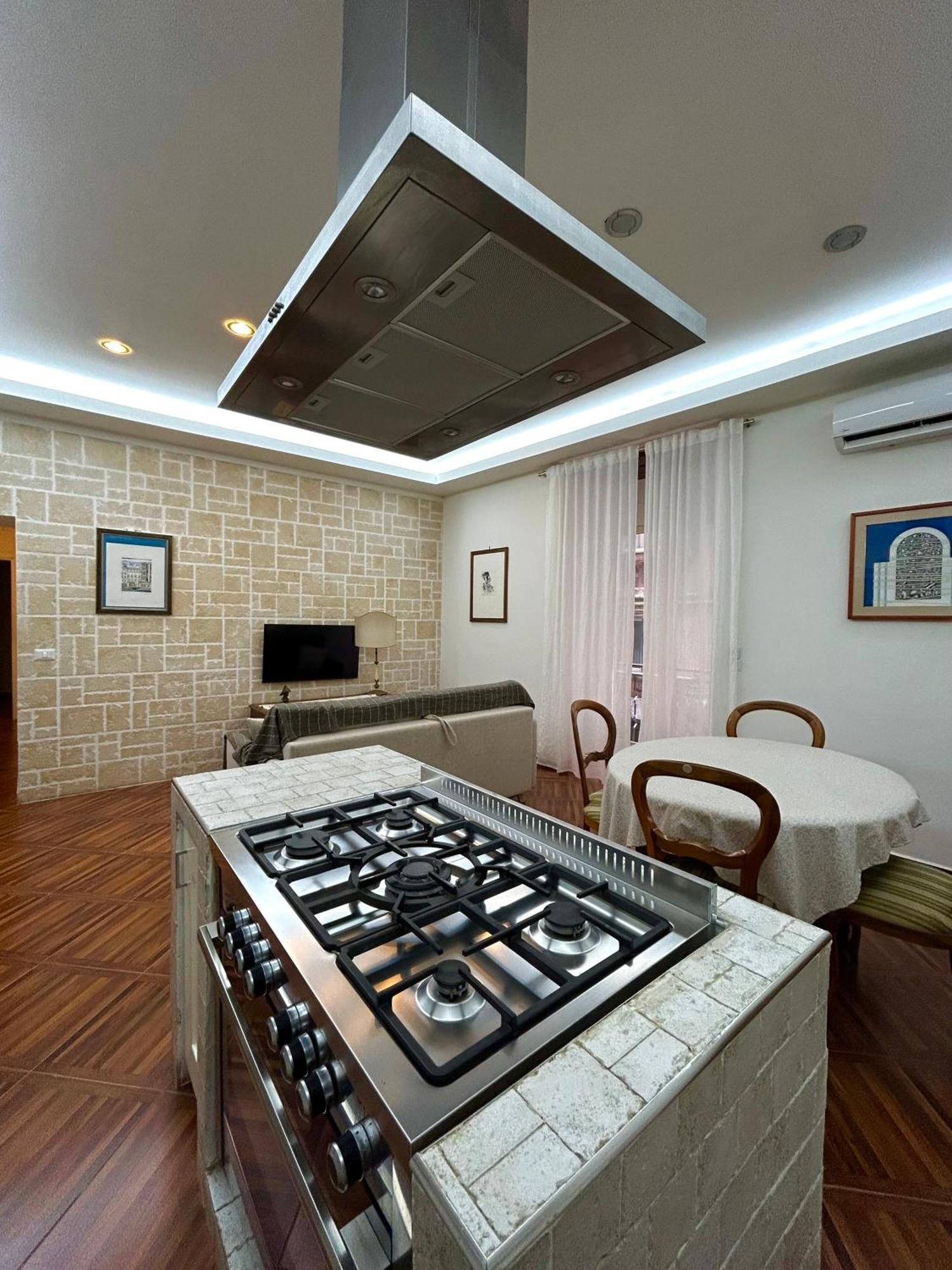 Trinita Degli Spagnoli House Apartment