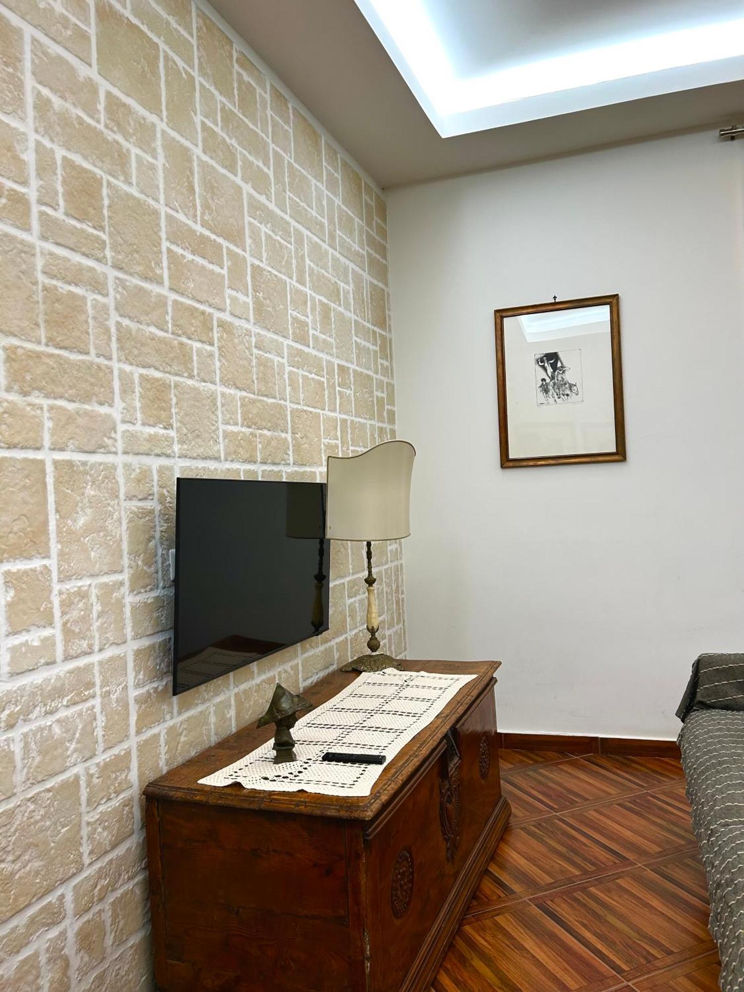 Trinita Degli Spagnoli House